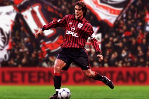 Hậu vệ AC Milan huyền thoại mang tên Paolo Maldini